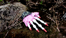 Skelehand Hair Clip - Pink Tip - Boney Fingers
