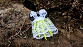 Skelehand Hair Clip - Pixie Green - Black Bow