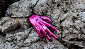 Zombihand Necklace -  Putrid Pink