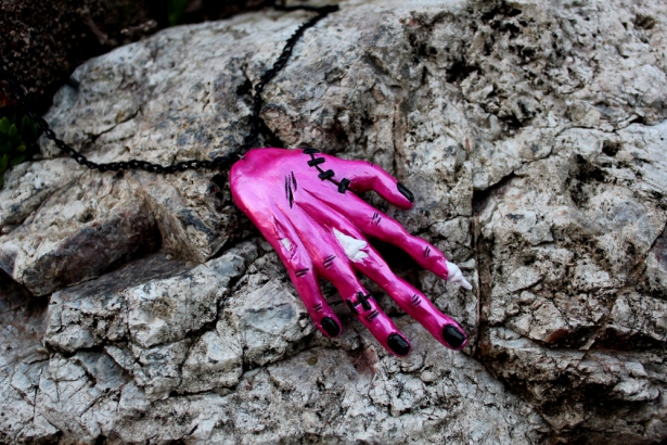 Zombihand Necklace -  Putrid Pink